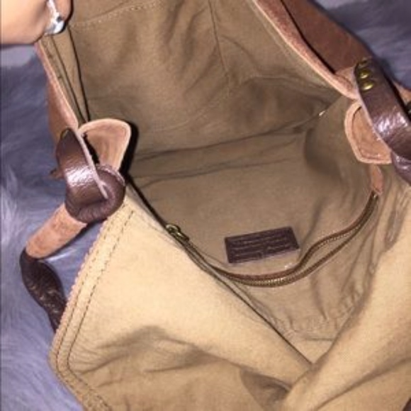 Lucky Brand Vintage Inspired Leather Crossbody - Picture 5 of 5
